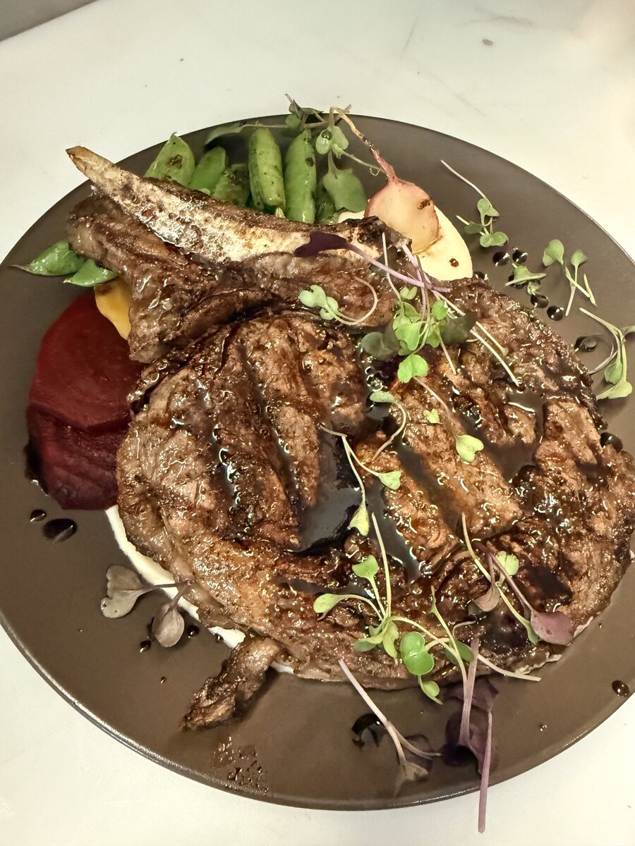 Grilled pork chop
