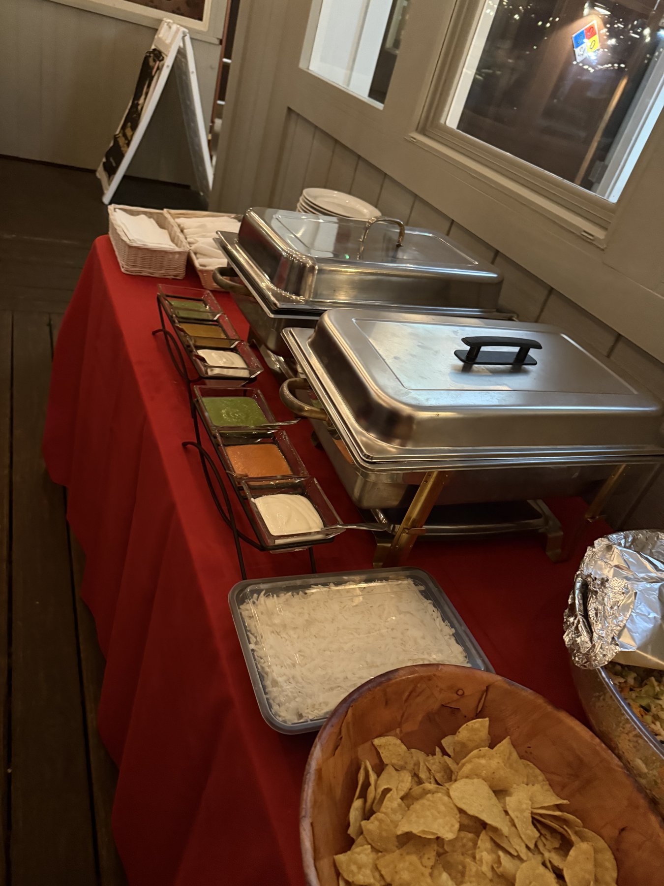 Buffet and catering line setup